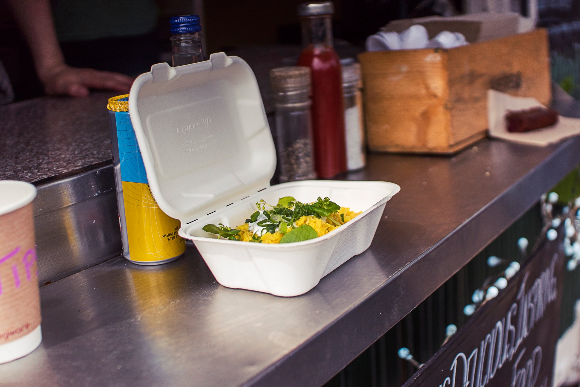 Bagasse box 7" x 5"